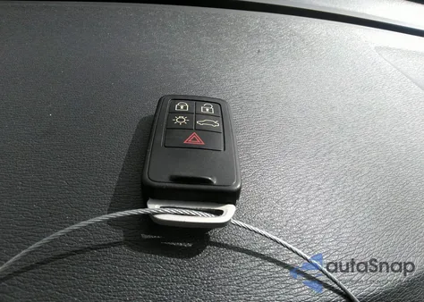 2018 Volvo S60 T5 Dynamic из США, поврежденный, VIN YV126MFL2J2453326